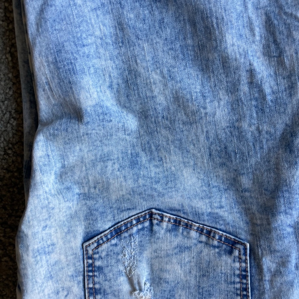 Custom Jeans - Picture 5 of 6